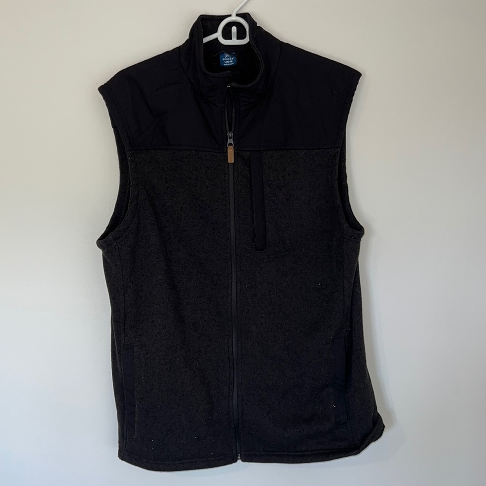 Men’s black vest